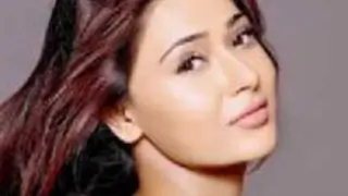 Sara Khan doing Punjabi movies? thumbnail