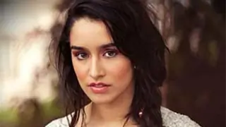 Shraddha wants to take music lessons, again Thumbnail