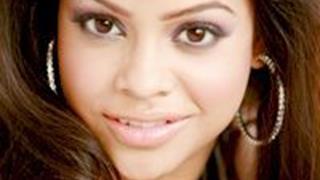 "I would actually love to do anchoring" : Sumona Thumbnail