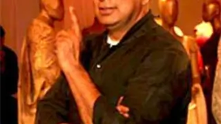 Tarun Tahiliani opens exclusive couture studio Thumbnail