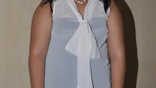 Saloni Daini to make cameo appearance in 'Raavi' Thumbnail