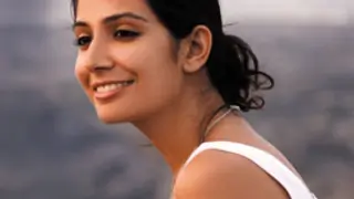 Monica Dogra composes her first Bollywood track thumbnail