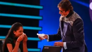 AB's helping hand to a contestant Thumbnail
