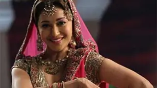 'Dedh Ishqiya' team set to put best foot forward Thumbnail
