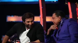 Sunny gets the men to do pushups on Dance India Dance Thumbnail