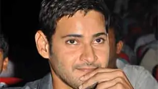 Mahesh Babu a show stealer: Director Anand Thumbnail