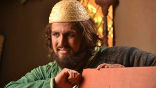 Akbar's choodiwala look!!