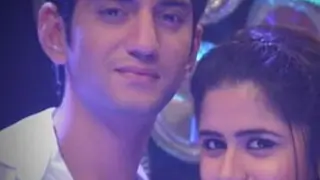 Palak sneezes a lot in between the scenes; Kunal laughs and makes others laugh too! Thumbnail