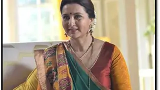"I have got the best compliment of my life from Shri.LK Advani" - Poonam Dhillon Thumbnail