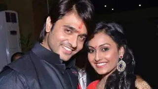 "Between both of us it is me who is more romantic!" - Ashish Sharma Thumbnail