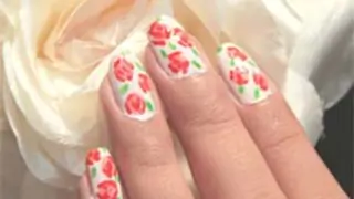 Go wild with leopard print nails Thumbnail