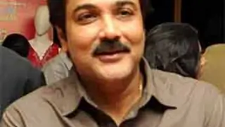 No issues with dad: Prosenjit on not contesting polls Thumbnail