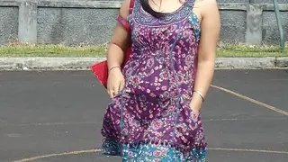 "One should enjoy summers" : Divyaalakshmi Thumbnail