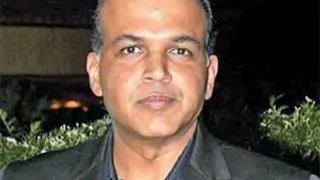 Gowariker casts new find Shamata Anchan in 'Everest' Thumbnail