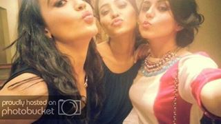 Pout trend in Television!