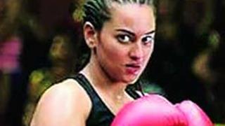 My braided look in 'Holiday' quite cool: Sonakshi Sinha Thumbnail