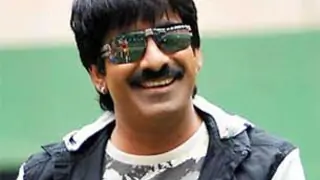 Ravi Teja croons again for Thaman thumbnail