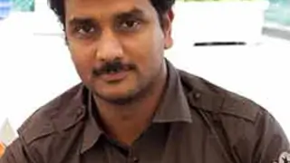 I enjoy storytelling more than acting: Srinivas Avasarala Thumbnail