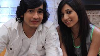 Shantanu and Vrushika lend their voices for Yeh Hai Aashiqui! Thumbnail