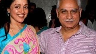 Ramesh Sippy and Hema Malini to work together after 39 years. Thumbnail