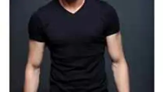 "I will simply be myself and do everything to entertain the audience" : Manish Paul Thumbnail