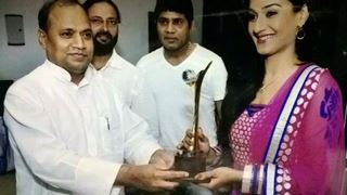 Rati Pandey felicitated for her excellence in television in Patna!