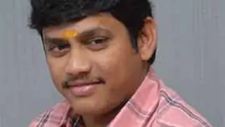 Santosh Srinivas enjoyed directing Jr. NTR in 'Rabhasa' Thumbnail