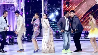 RJ round between Malishka and Kareena in Jhalak Dikhlaa Jaa Thumbnail
