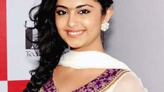 "I shop the most for footwear" - Avika Gor Thumbnail