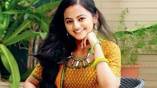 "I relate myself with the character of Aashi" - Hally Shah Thumbnail