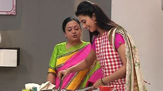 Ishita to make Jalebis for little kid Ruhi in Ye Hai Mohabbatein! Thumbnail