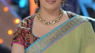 Madhuri 'practising' hard for 'Jhalak...' finale Thumbnail