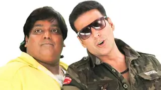 Akshay Kumar's special gesture for close friend Ganesh Acharya!!