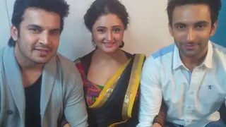 Nandish and Rashmi grace the occasion for Navratri event! Thumbnail