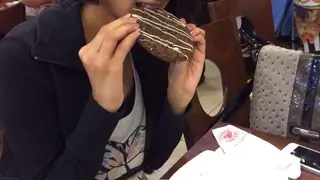 Foodie TV celebs! Thumbnail