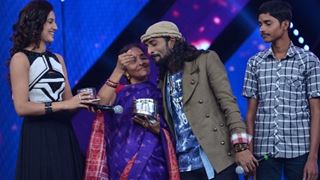 Contestant Rituraj gets emotional after meeting his parents on India's Raw Star!