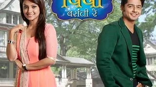It's a romantic end to Pia Basanti Re! Thumbnail
