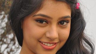 I follow a proper diet to stay fit - Niti Taylor