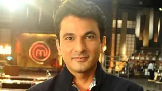 Chef Vikas Khanna approached for Hollywood biopic Thumbnail