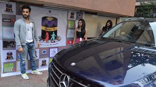 Karan Tacker gifts a Mercedes to his parents!