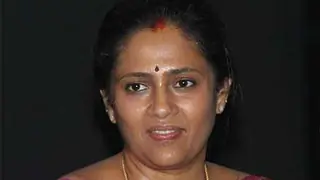 Ragpicker inspires Lakshmy Ramakrishnan's 'Ammini' Thumbnail