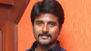 Donning khaki made Sivakarthikeyan emotional Thumbnail