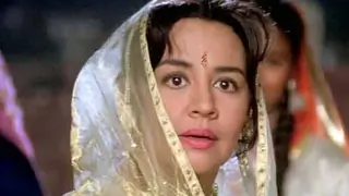 DDLJ's reign over our hearts will continue: Farida Jalal Thumbnail