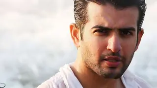Not a chick to get insecure of Sunny Leone: Jay Bhanushali Thumbnail