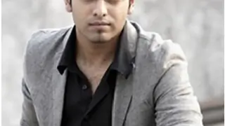 Faizan Khwaja trained for acting in India returns to the country, on the small screen!