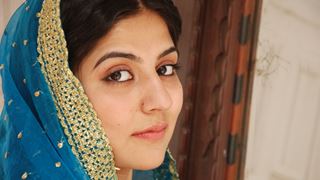 Sanam Baloch shoots in 55 degrees soaring temperature for Zindagi's Waqt Ne Kiya Kya Haseen