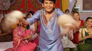 Bhavya Gandhi learns horse riding! Thumbnail