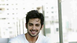 Himansh Kohli signs another film! Thumbnail