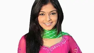 I need to give at least 5 to 10 takes complete a scene: Pooja Sharma Thumbnail