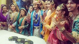 Celebration on the sets of Jodha Akbar!